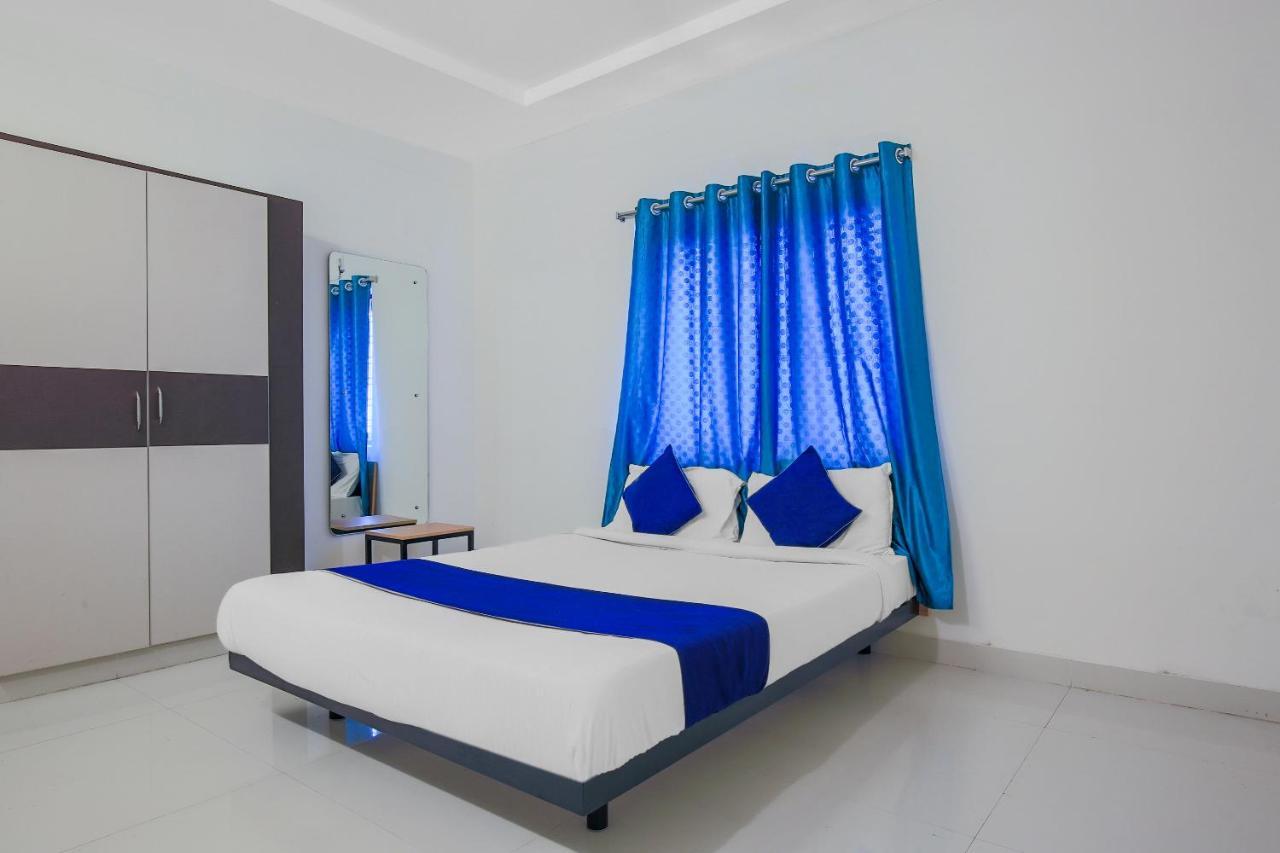 Hotel Oyo Silverkey 74581 Nallagandla à Haïdarabad Extérieur photo