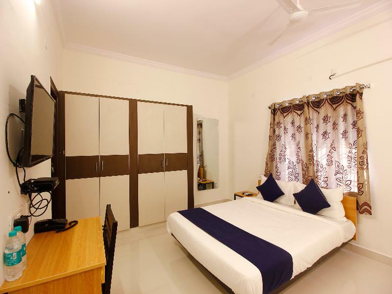Hotel Oyo Silverkey 74581 Nallagandla à Haïdarabad Extérieur photo